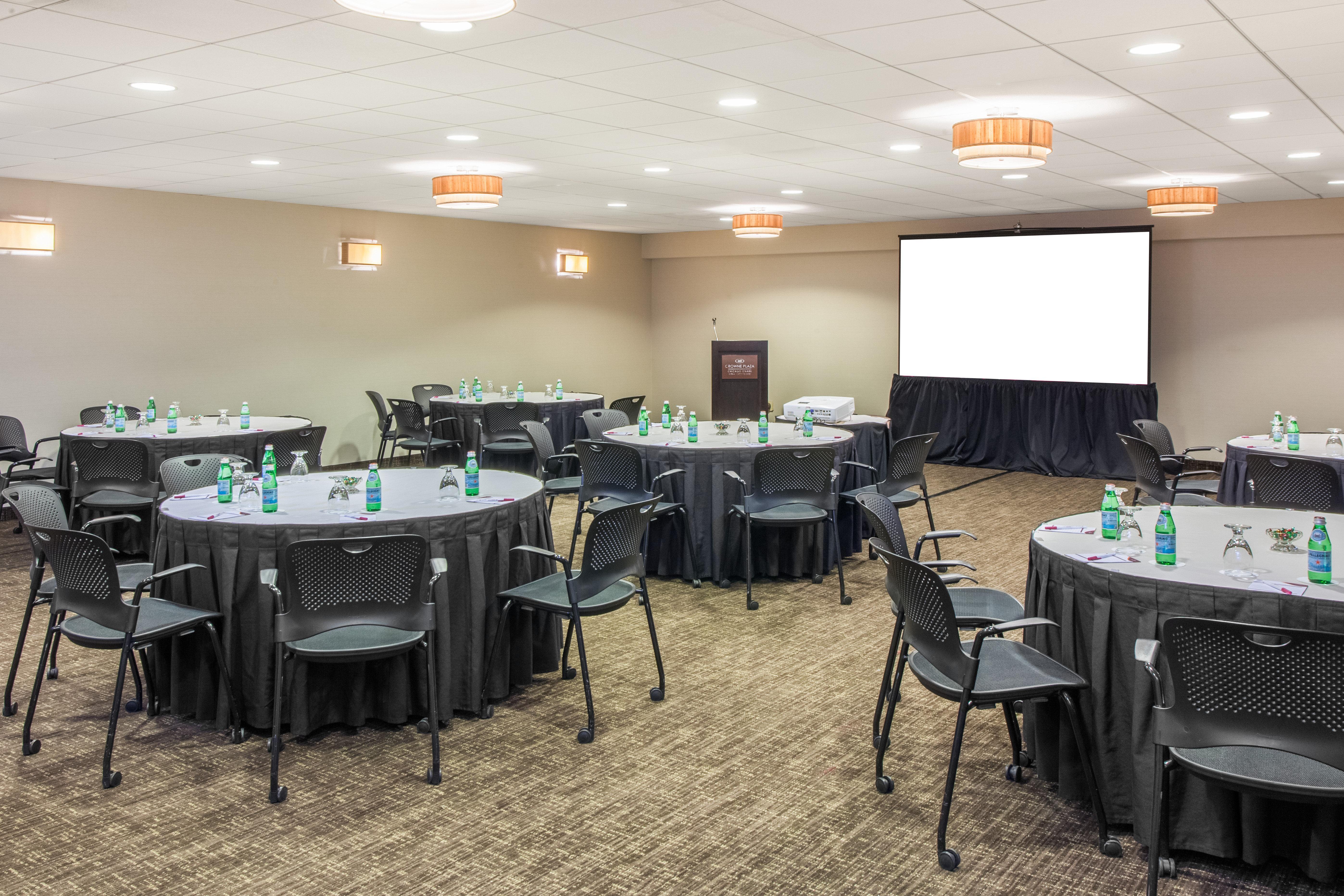 Crowne Plaza Chicago O'Hare Hotel & Conference Center By Ihg Розмонт Экстерьер фото