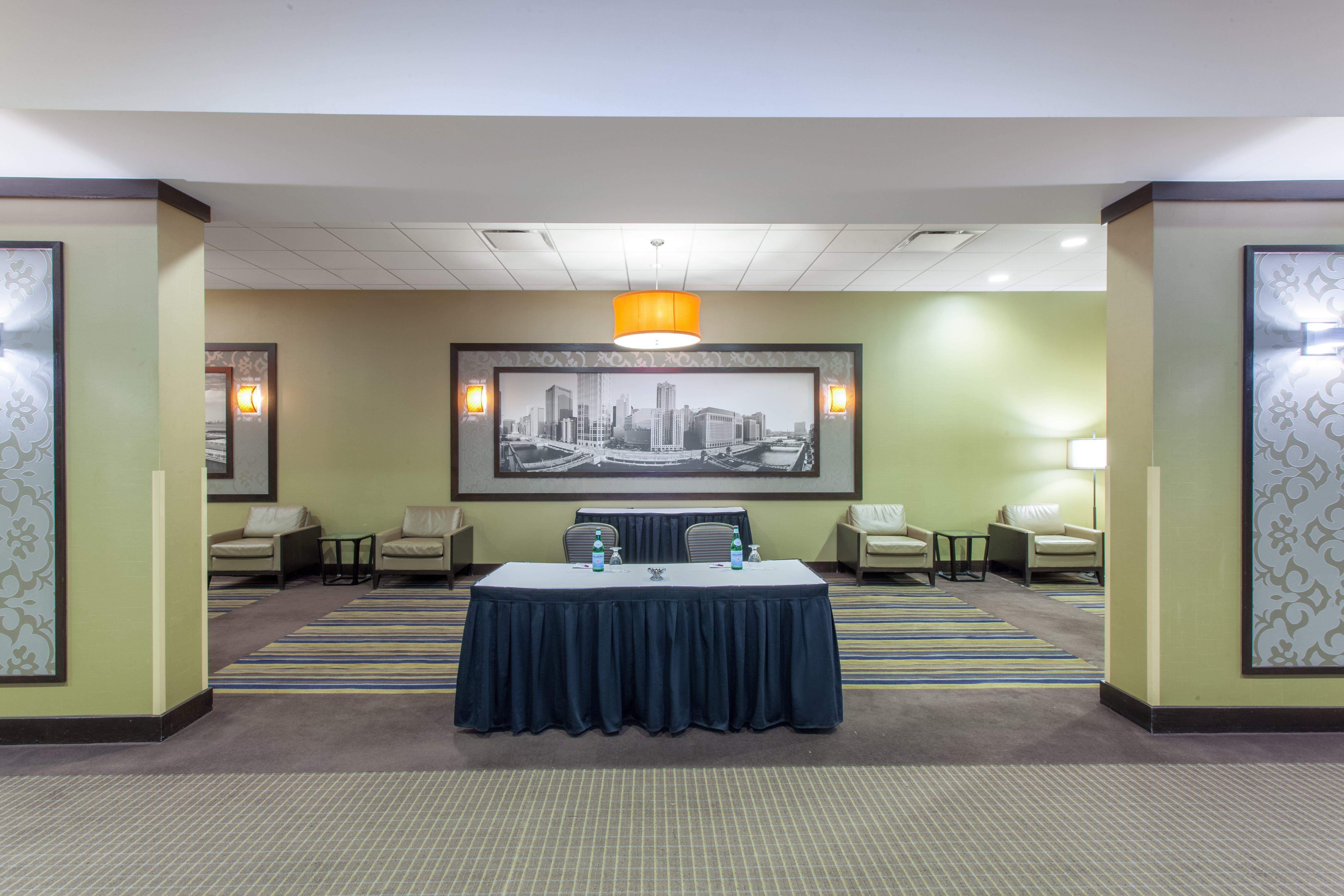 Crowne Plaza Chicago O'Hare Hotel & Conference Center By Ihg Розмонт Экстерьер фото