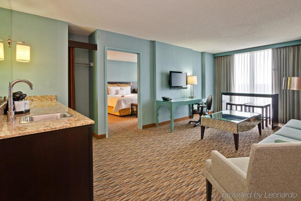 Crowne Plaza Chicago O'Hare Hotel & Conference Center By Ihg Розмонт Номер фото